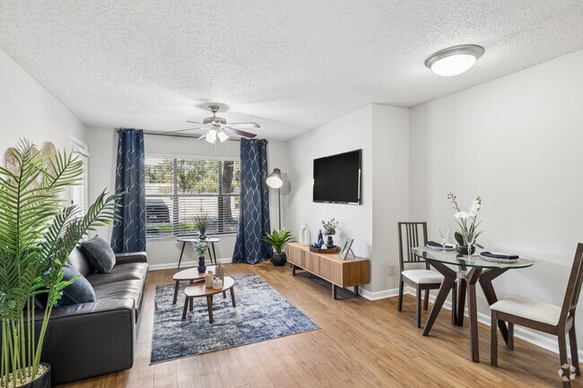 Bermuda 1BR, 1BA - 730SF - Living Room - Grande Oasis at Carrollwood