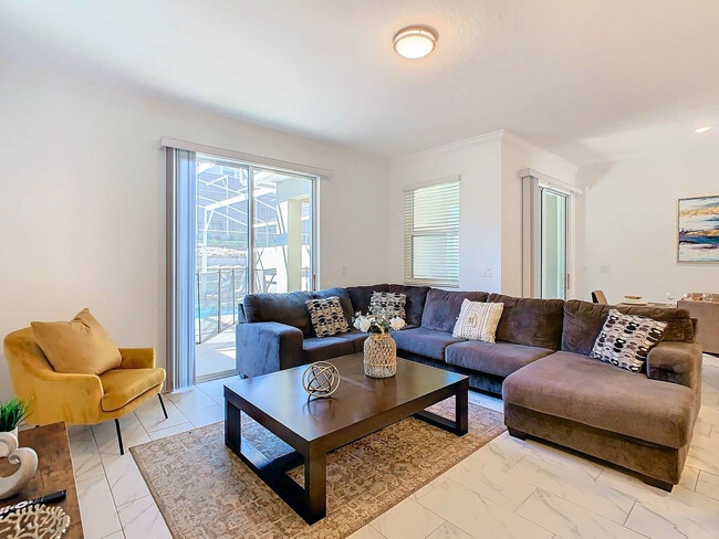 Photo - 996 Leader St Unit ID1315045P