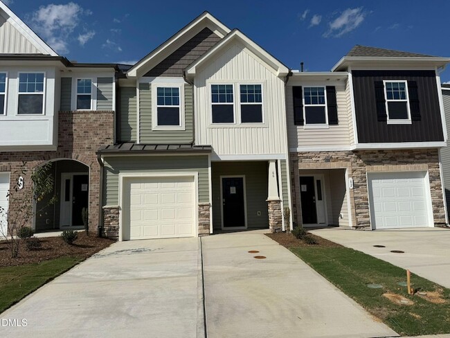 Building Photo - 66 Bloodroot St