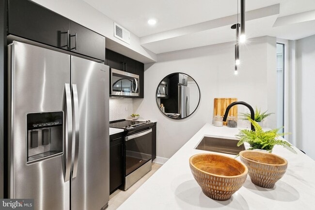 Photo - 6604 Ridge Ave Unit 410