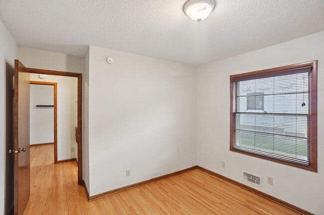 Photo - 3705 Colorado Ave S