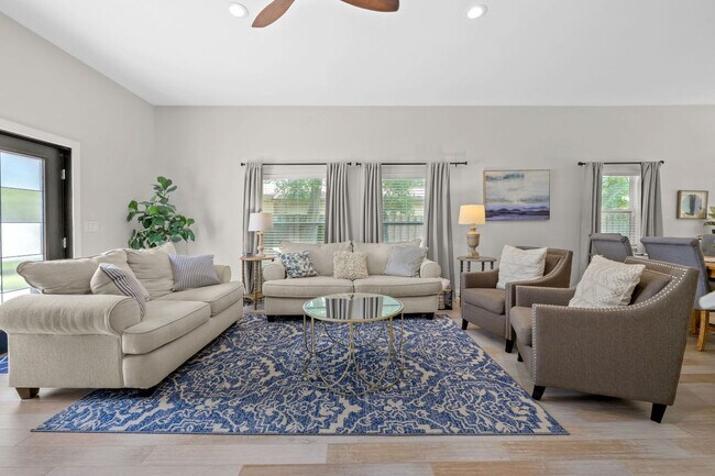 Photo - 4917 Remington Dr Unit ID1291592P