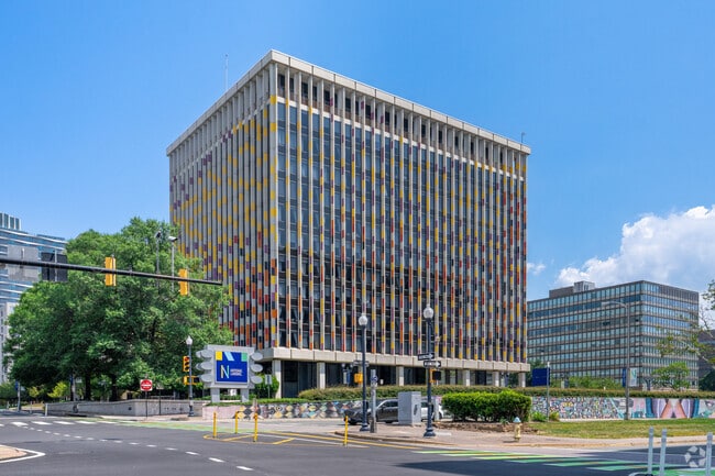 2221 S Clark St - Building Exterior - National Landing