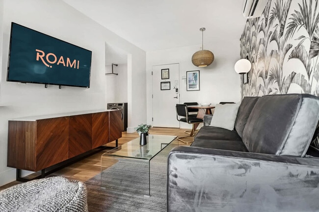 Building Photo - 4025 Indian Creek Dr Unit ID1272079P