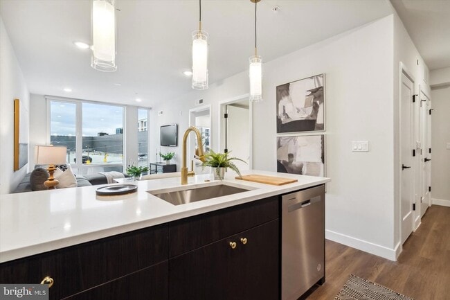 Photo - 1102 Germantown Ave Unit 206