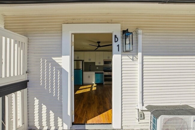 Photo - 312 Brookes Ave Unit B1