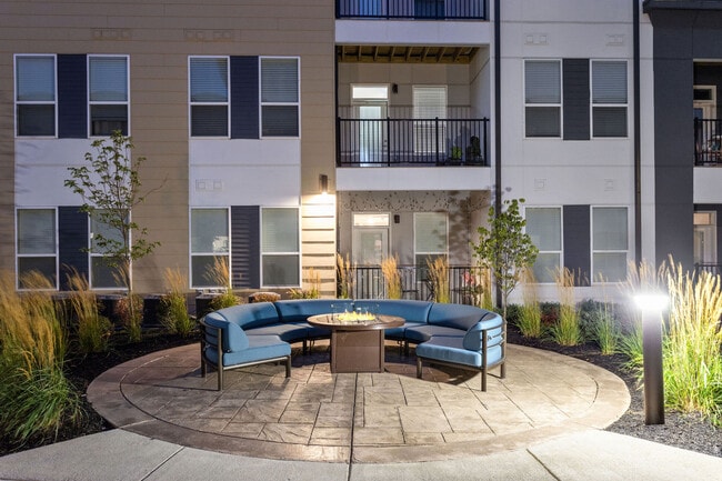 Building Photo - Aria Apartments of Zionsville