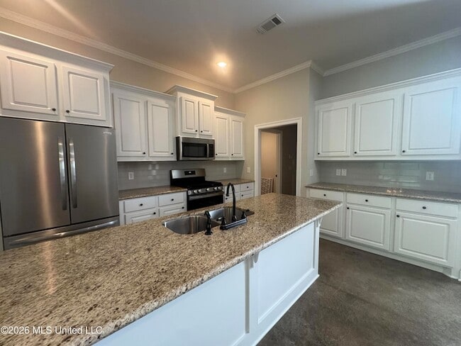 Photo - 102 Rotherfield Pl
