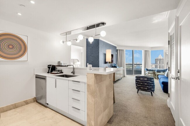 Photo - 4401 Collins Ave Unit SI ID1540476P