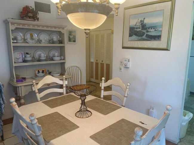 Photo - 4 Greenway Village N Unit 201