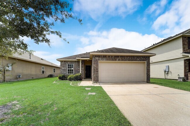 Photo - 315 Apache Field Ln