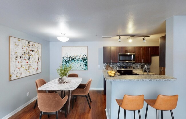 Building Photo - Los Altos at Altamonte Springs