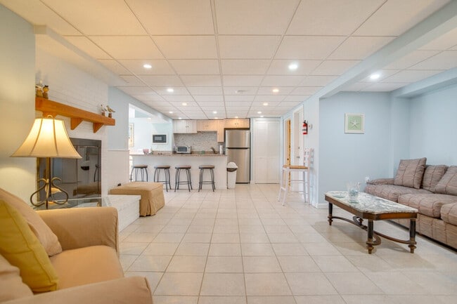 Building Photo - 89 Sunset Cir Unit SI ID1386128P