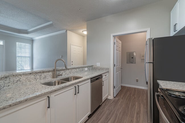 Photo - The Berkeley At Southpoint