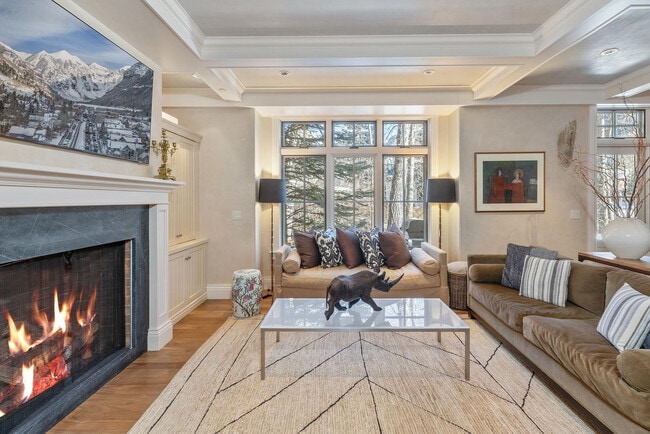 Photo - 605 W Colorado Ave Unit ID1324983P