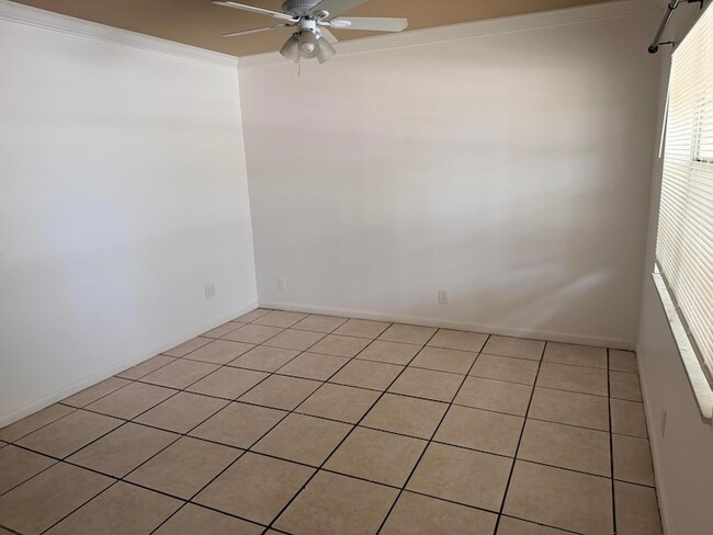 Photo - 3902 Chapel St