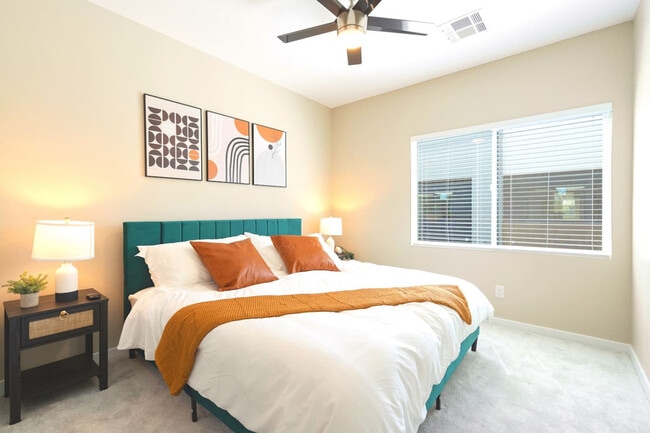 Photo - 16601 N Parkview Pl Unit ID1335741P