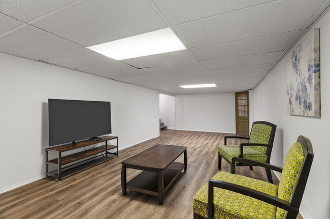 Photo - 11814 Flushing Dr Unit SI ID1472877P