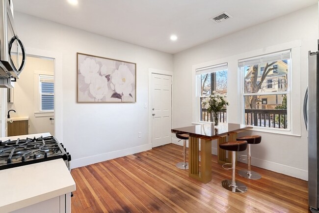 Photo - 60 Lithgow St Unit 1