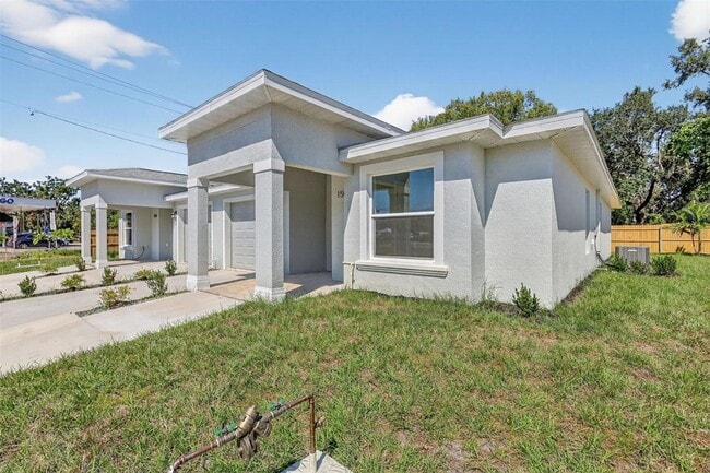 Photo - 1505 8th Ave E