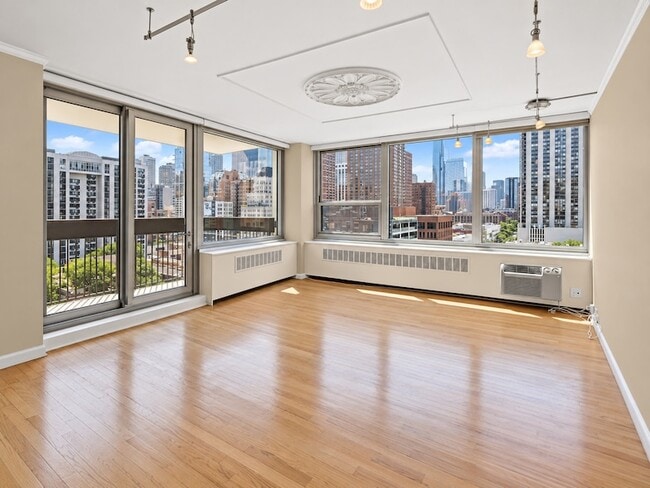 Photo - 1255 N Sandburg Terrace Unit 1202E