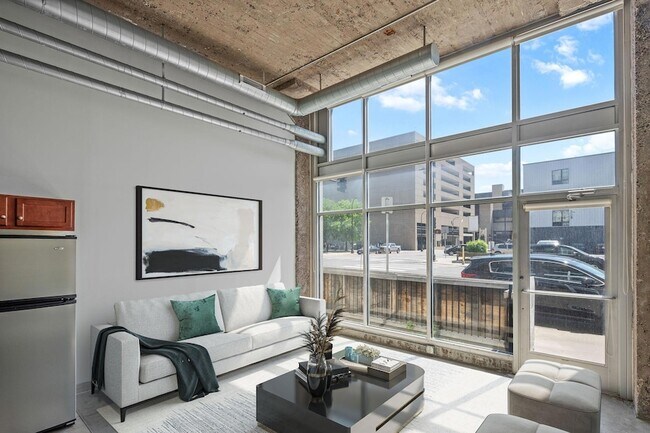 Photo - 521 S 7th St