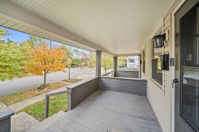 Photo - 263 Crestview Rd