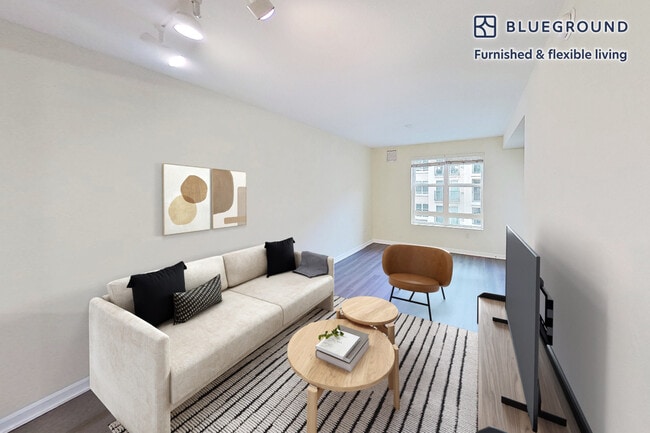 Building Photo - 1099 Admiral Ct Unit FL5-ID9313A