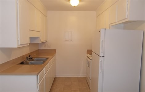 Kitchen - The Sandover Apartments