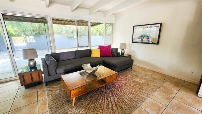 Photo - 71739 Tunis Rd