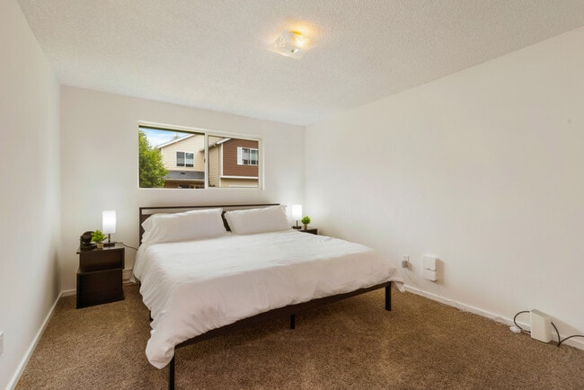 Photo - 15704 Ash Way Unit ID1256072P
