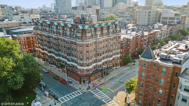 Building Photo - 83 Westland Ave