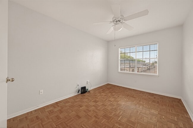 Photo - 6404 Burgoyne Dr. Unit 159
