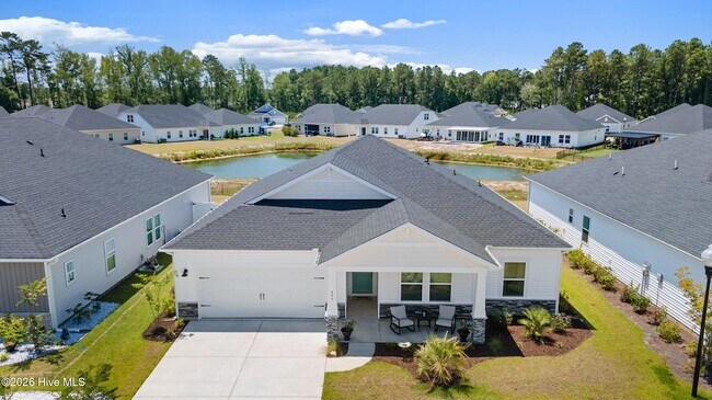Photo - 495 Forthlin Dr