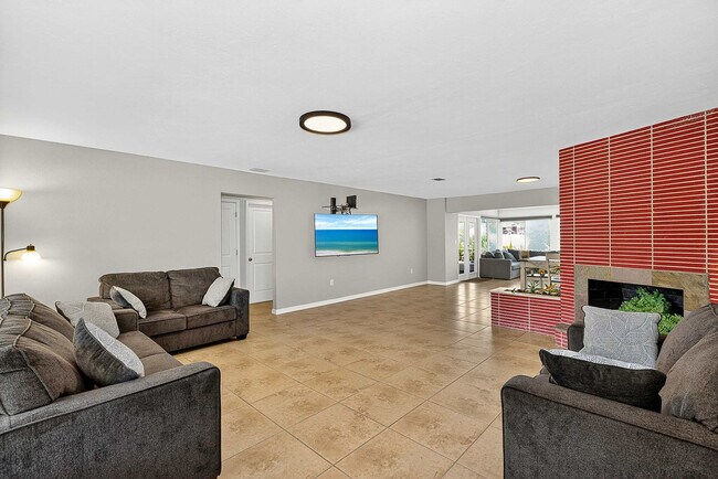 Photo - 324 Avenida Madera Unit SI ID1578359P