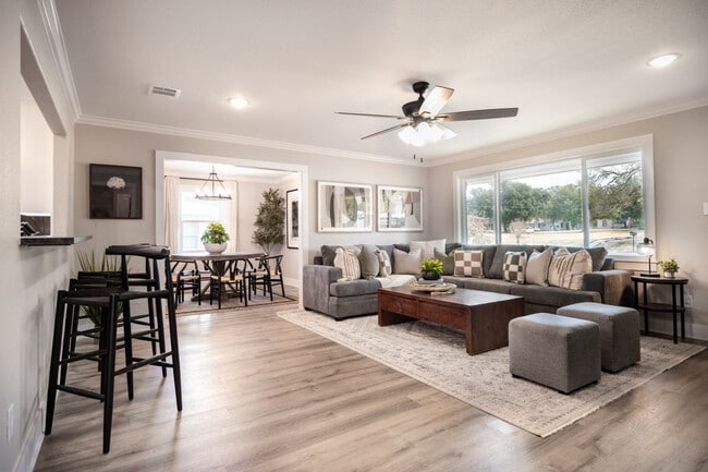 Building Photo - 214 Helena St Unit ID1071607P