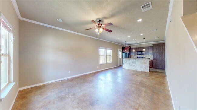 Photo - 3414 Cullen Trail