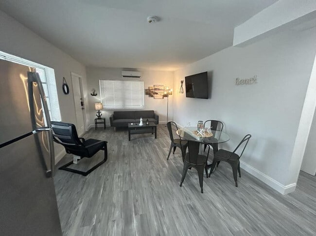 Photo - 2635 SW 24th Ave Unit ID1056537P