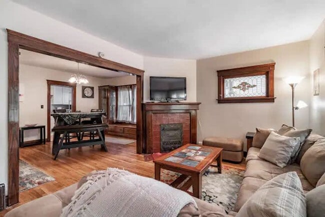 Building Photo - 1193 Webb Rd Unit SI ID1594019P