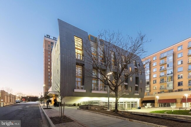 Building Photo - 6500 America Blvd Unit 204