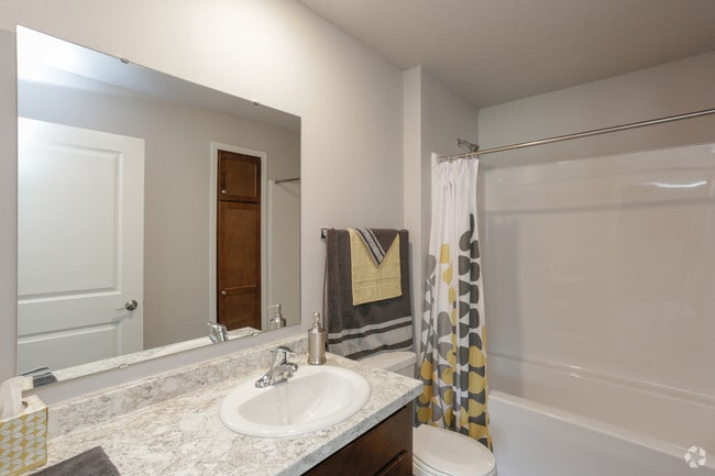 2BR, 2BA - 1,050 SF - The Reserve at Bison Crossing