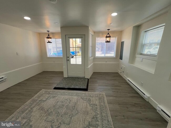 Photo - 328 Virginia Ave