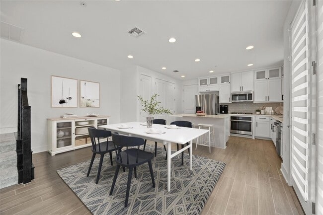Photo - 4412 Tilley St Unit E