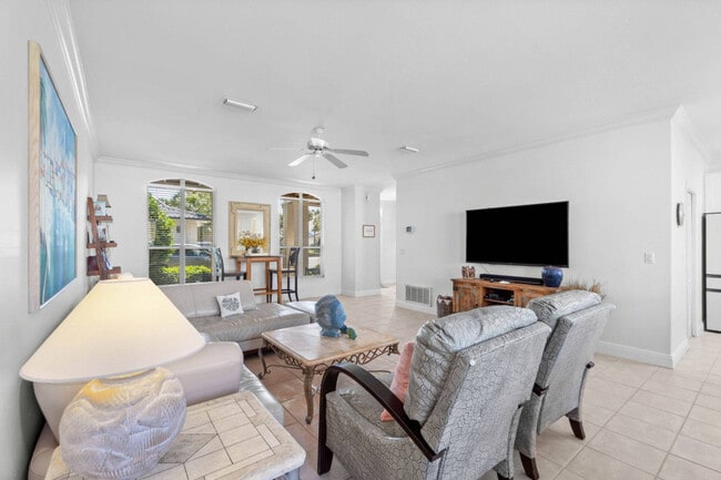 Photo - 42 Topaz Cove Unit ID1056196P