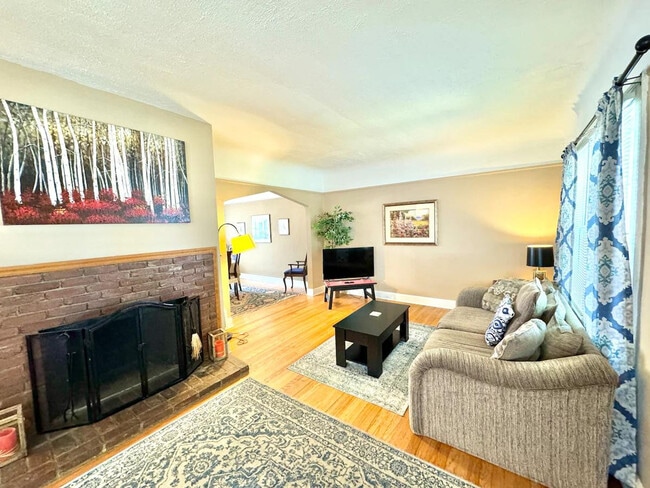 Building Photo - 3484 Blanche Ave Unit ID1057678P