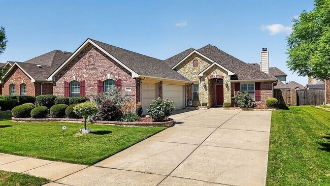 Photo - 2360 Collin Dr