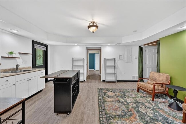 Photo - 2986 Courtland Oaks Trail SW