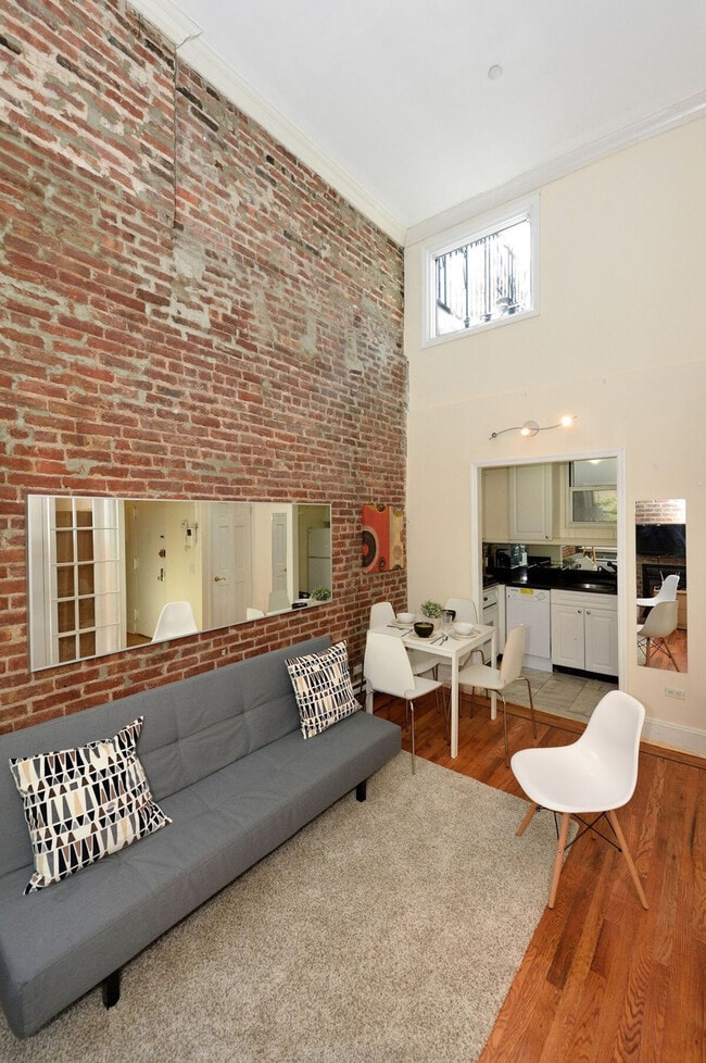 Photo - 692 10th Ave Unit ID1323940P