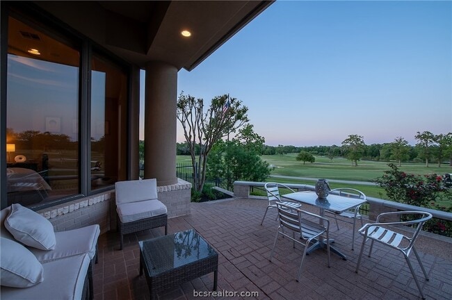 Photo - 4776 Stonebriar Cir