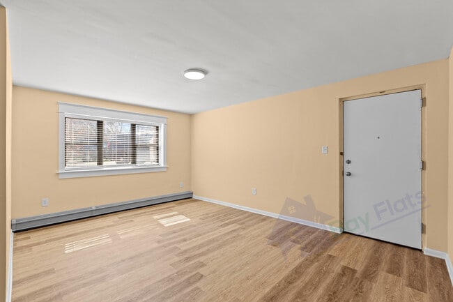 Photo - Seymour Apartments